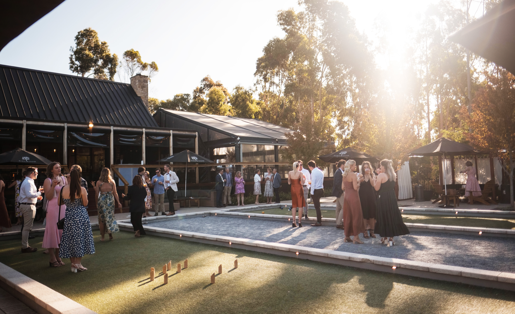 Friday Bottomless Pizza & Happy Hour at Sidewood